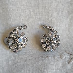 Vintage Rhinestone Swirling Clip On Earrings